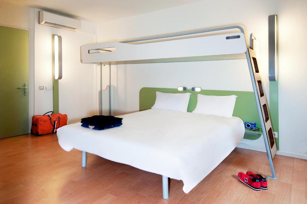 Ibis Budget Понтиви Номер фото